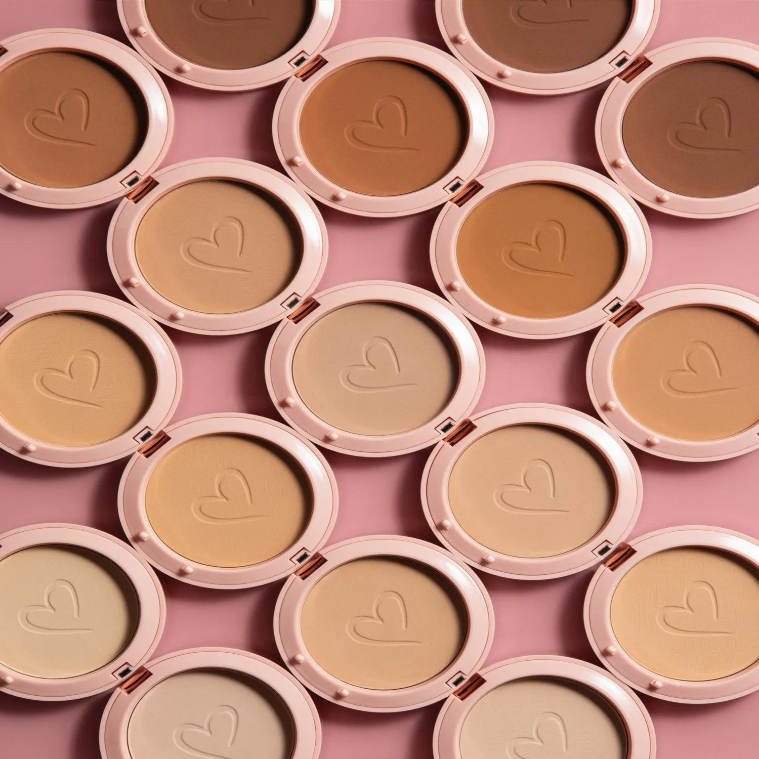 Beauty Creations Flawless Stay Powder Foundation