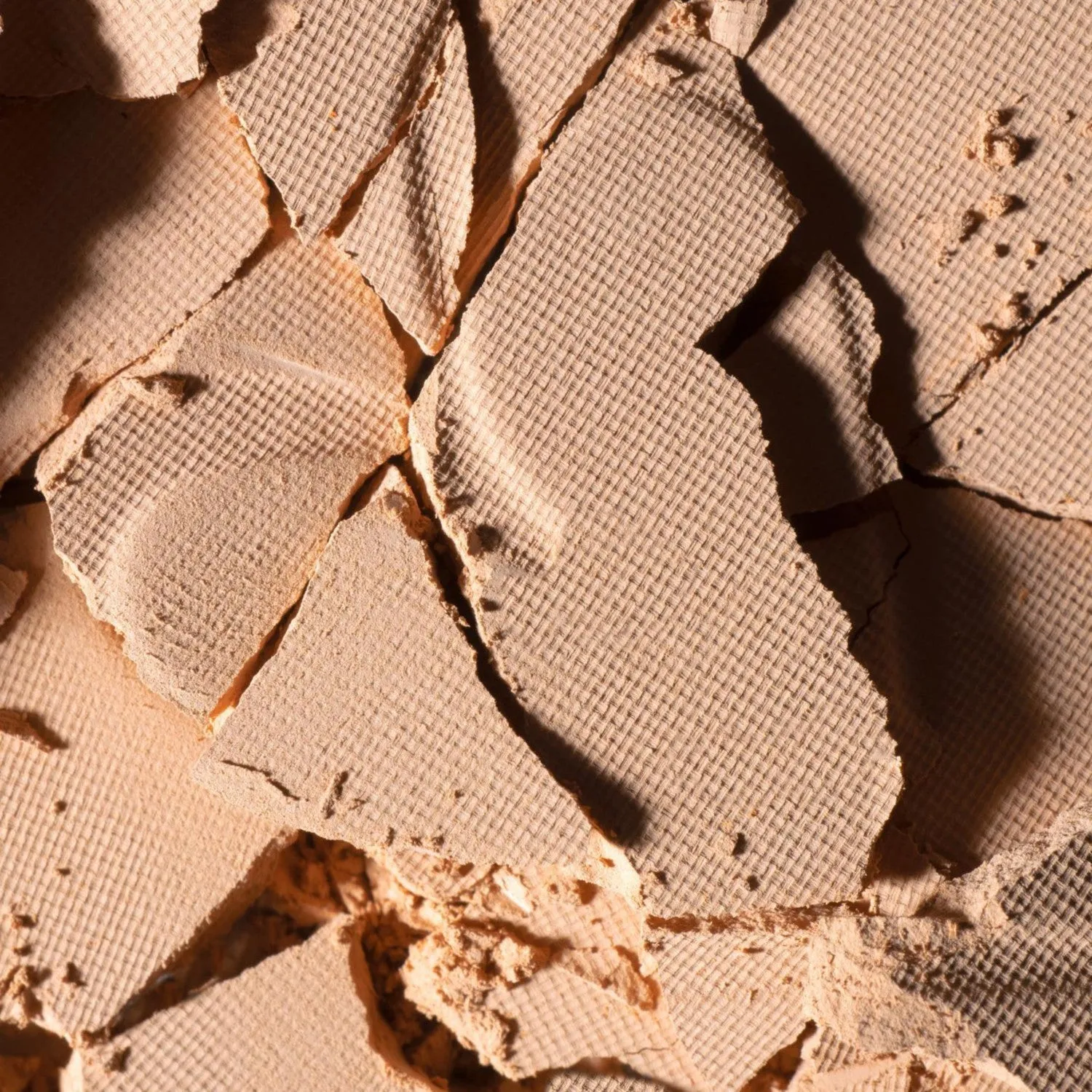 Beauty Creations Flawless Stay Powder Foundation