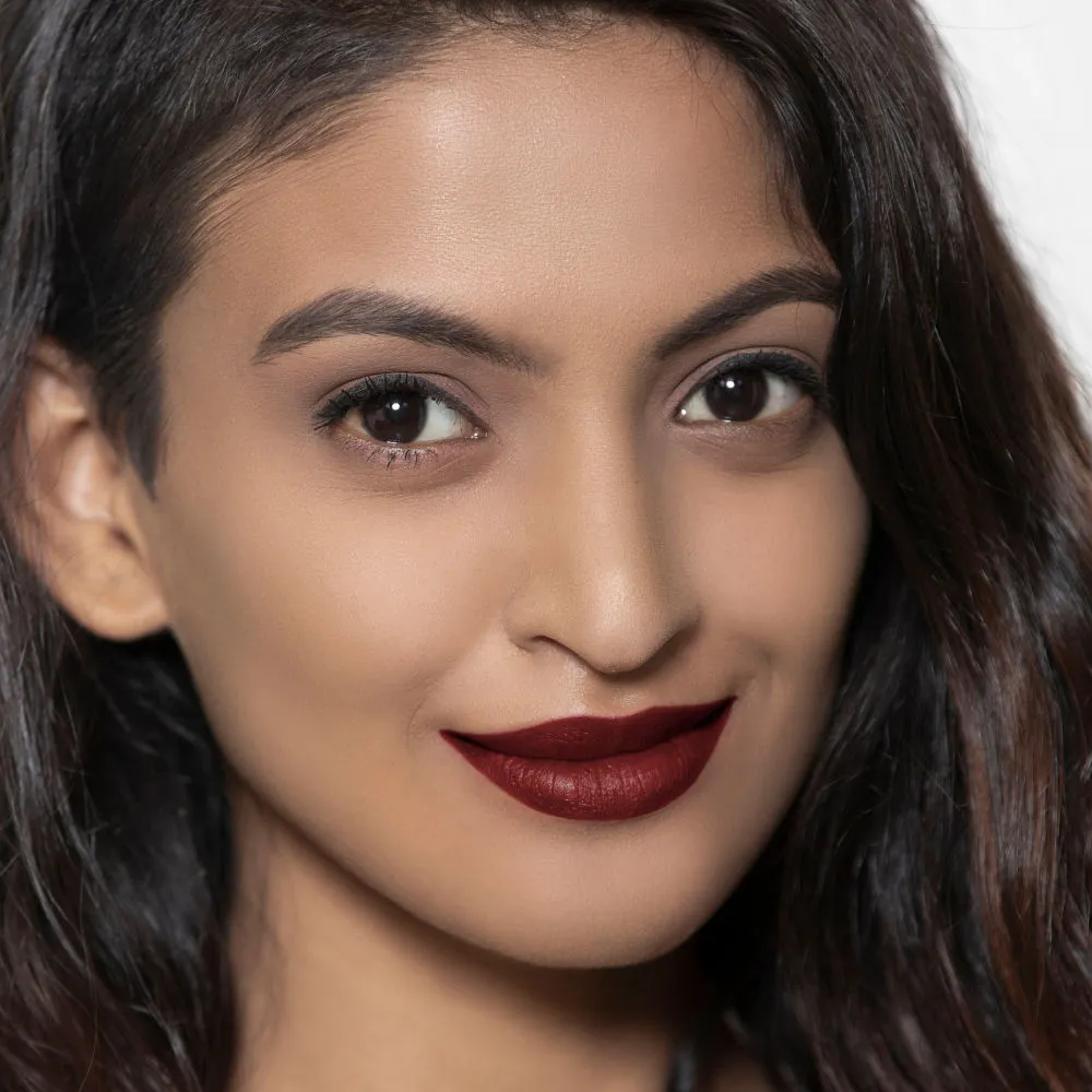 Faces Canada Matte Lip Crayon | Cocoa Butter and Chamomile enriched | One Stroke Intense Color | Smooth Glide | All Day Hydrated Lips | Shade - Majestic Rose 2.8g